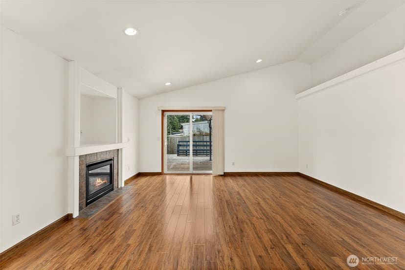 Property photo for 628 S 117th Street, Tacoma photo 14