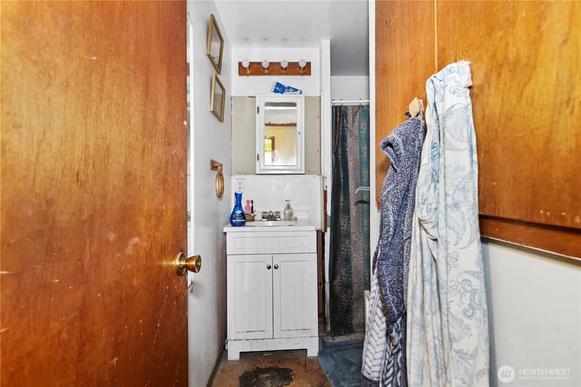Property photo for 21515 16th Place W, Lynnwood photo 13