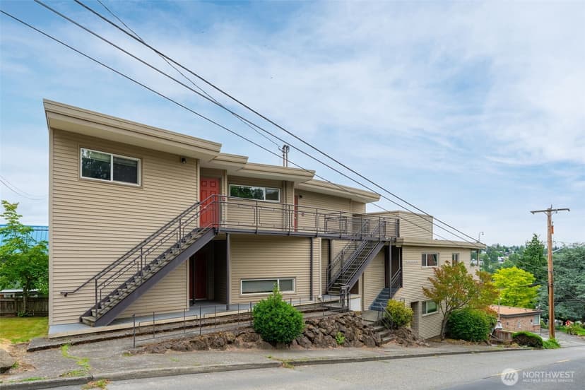 Property photo for 650 W Bertona Street, Seattle photo 8