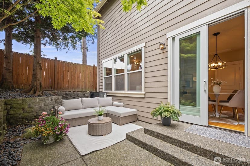 Property photo for 533 3rd Avenue S, Kirkland photo 37