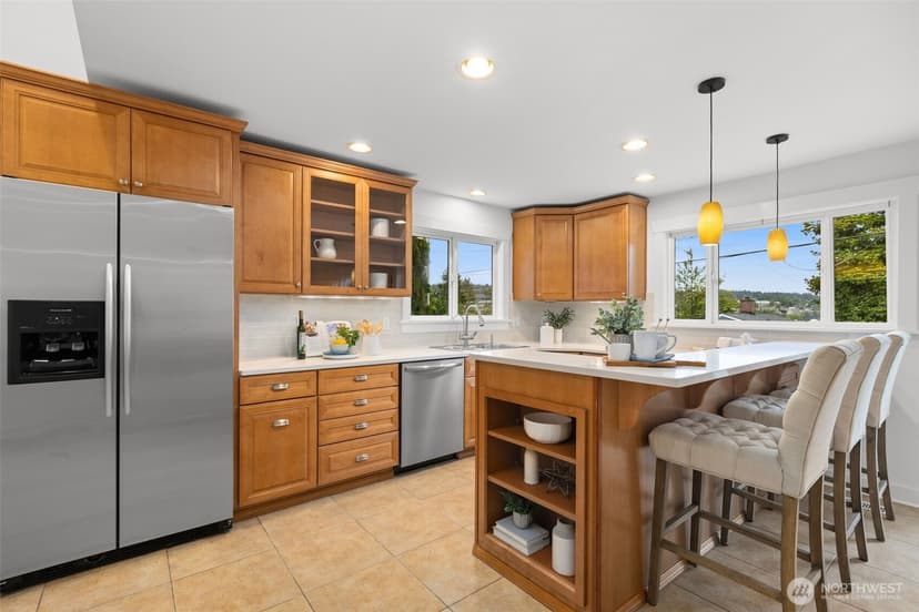 Property photo for 234 6th Avenue, Kirkland photo 6