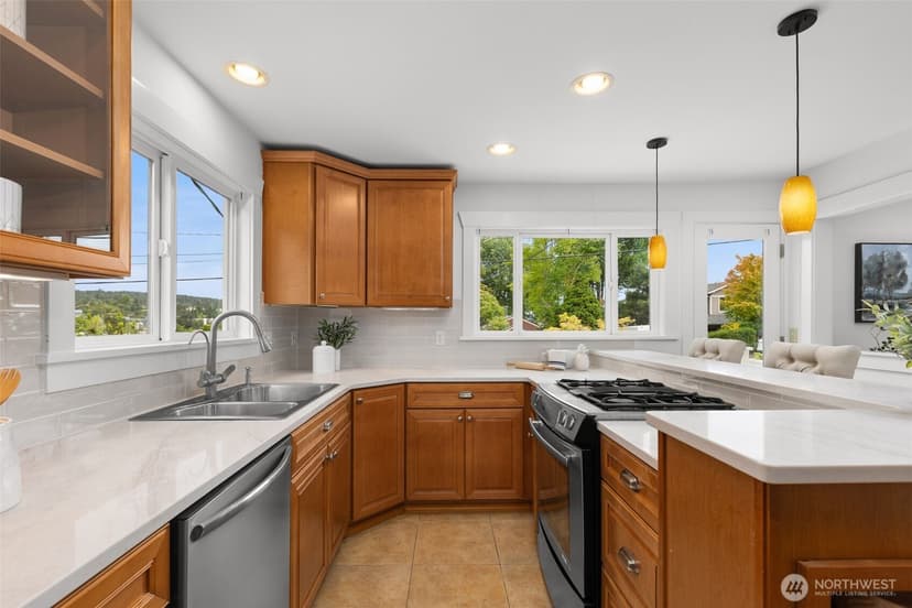 Property photo for 234 6th Avenue, Kirkland photo 13