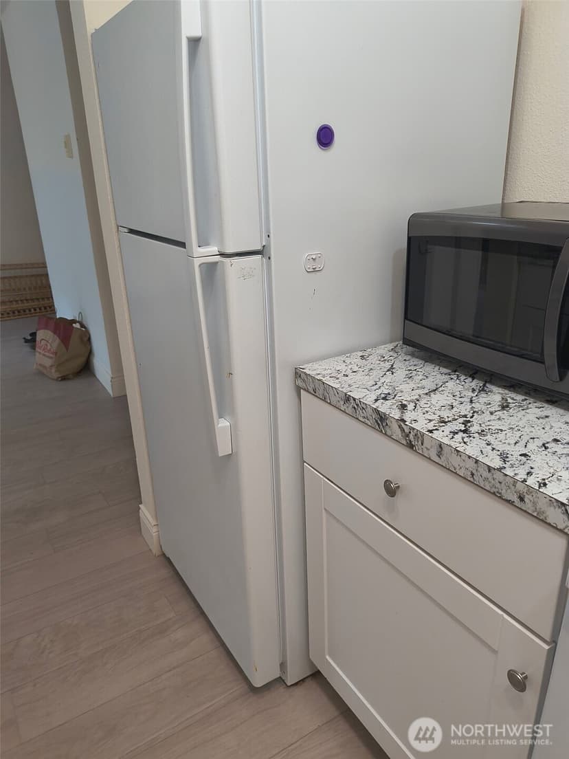 Property photo for 15415 35th Avenue W #E201, Lynnwood photo 7