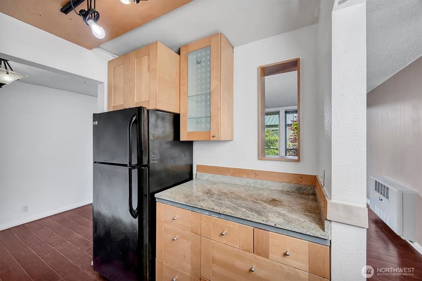 Property photo for 507 W Mercer Street #104, Seattle photo 19