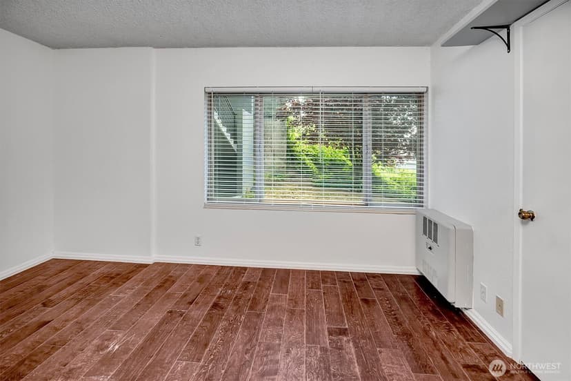 Property photo for 507 W Mercer Street #104, Seattle photo 21