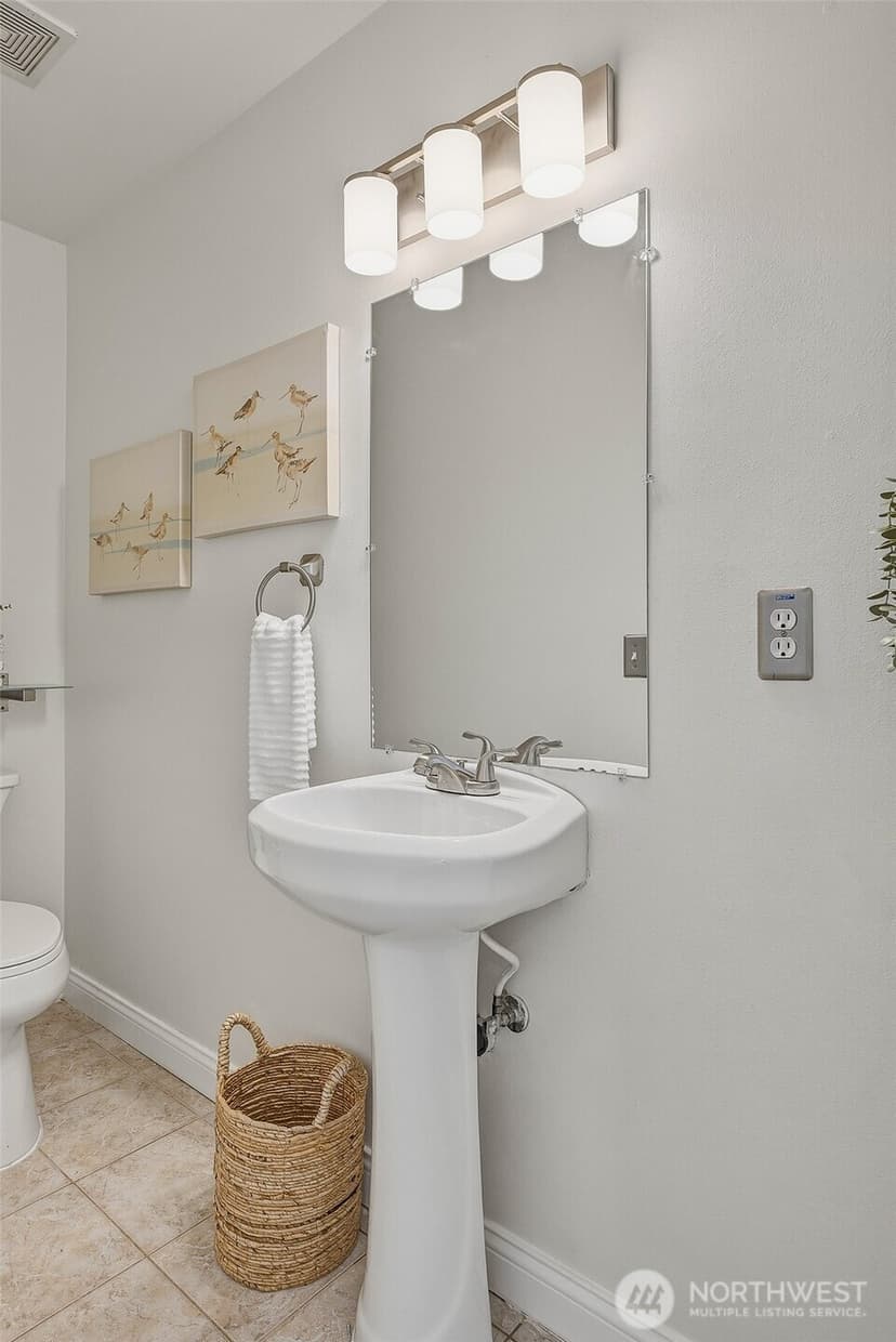 Property photo for 1605 N 183rd Street #1, Shoreline photo 6