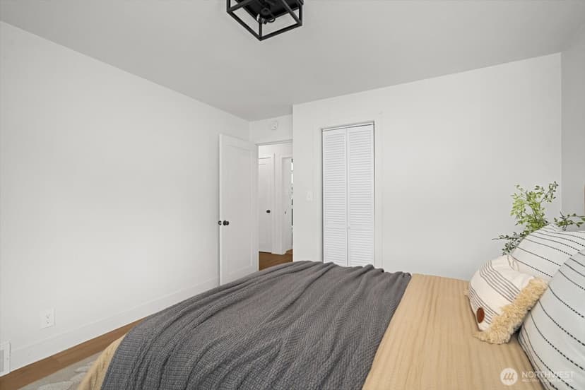 Property photo for 3903 SW Dakota Street, Seattle photo 20