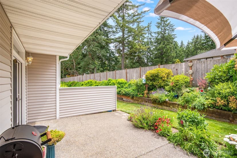 Property photo for 9014 71st Street Ct SW, Lakewood photo 18