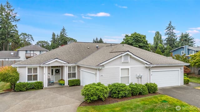 Property photo for 9014 71st Street Ct SW, Lakewood photo 2
