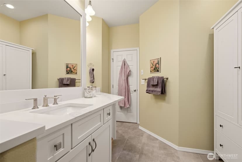Property photo for 9014 71st Street Ct SW, Lakewood photo 16