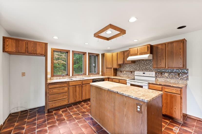 Property photo for 10500 SW Wicks Lake Rd, Port Orchard photo 6