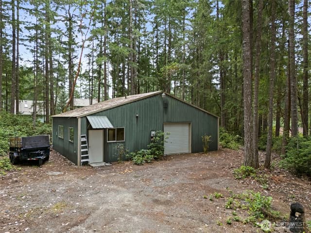 Property photo for 10500 SW Wicks Lake Rd, Port Orchard photo 2