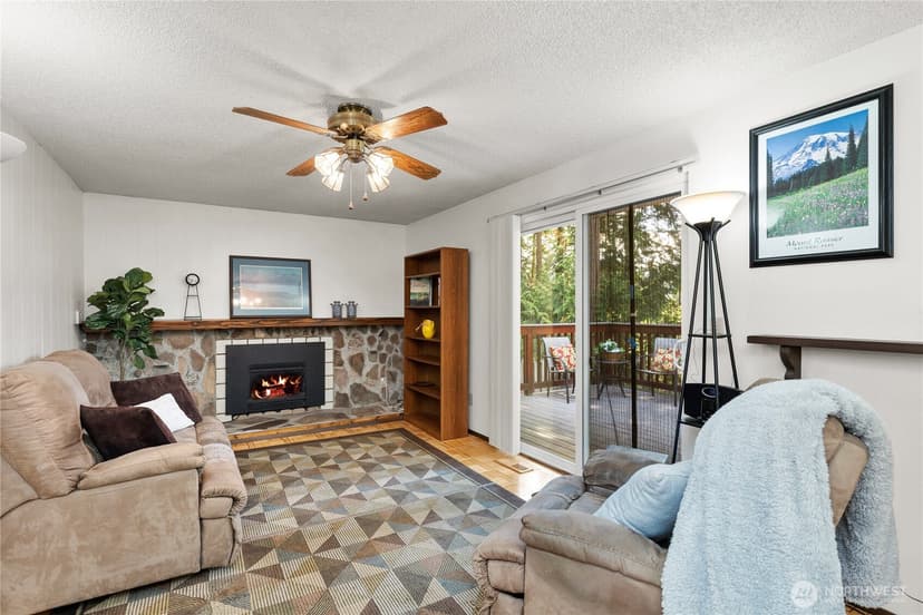 Property photo for 3920 Celeste Court SE, Port Orchard photo 9