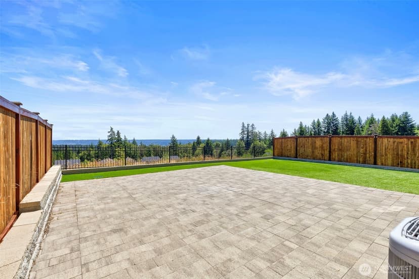 Property photo for 1331 Baker Heights, Bremerton photo 10