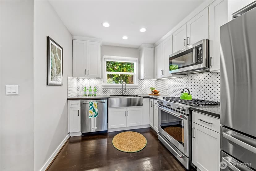 Property photo for 521 NE 85th, Seattle photo 13