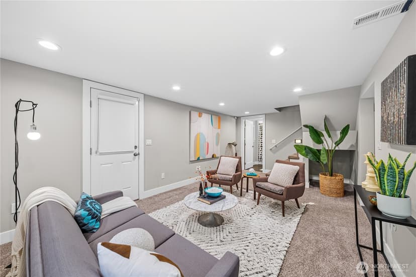Property photo for 521 NE 85th, Seattle photo 28