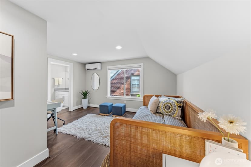 Property photo for 521 NE 85th, Seattle photo 25