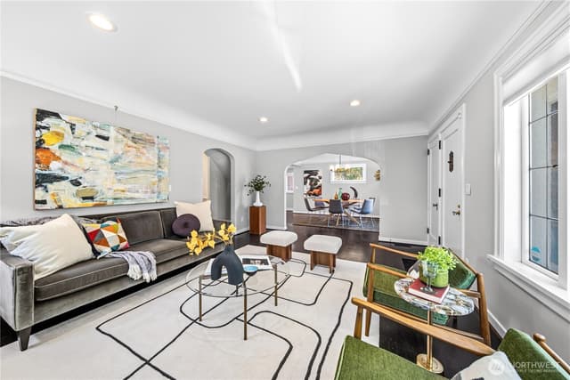 Property photo for 521 NE 85th, Seattle photo 5