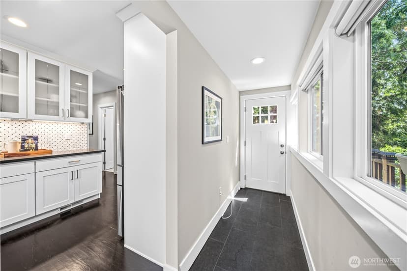 Property photo for 521 NE 85th, Seattle photo 16