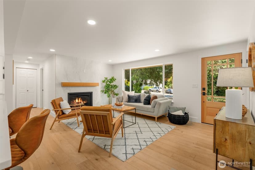 Property photo for 9121 228th Street SW, Edmonds photo 6