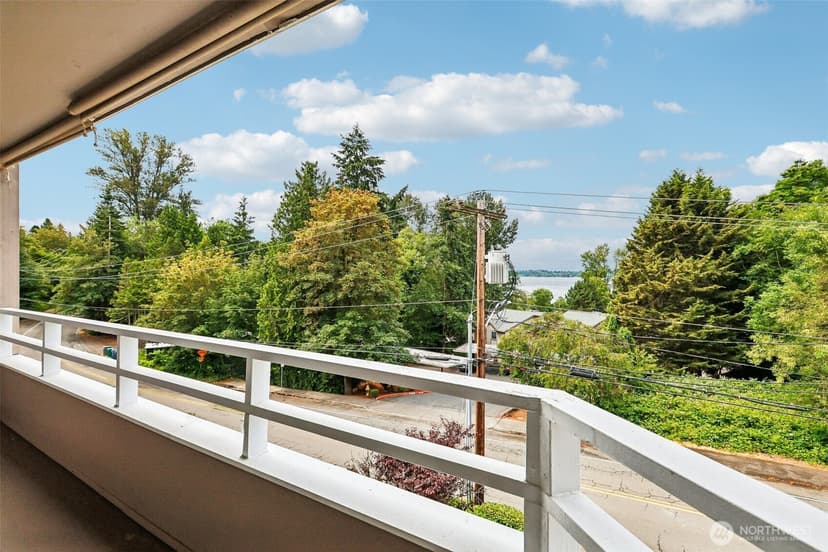 Property photo for 11430 99th Place NE #7, Kirkland photo 18