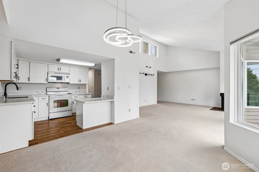 Property photo for 11430 99th Place NE #7, Kirkland photo 11
