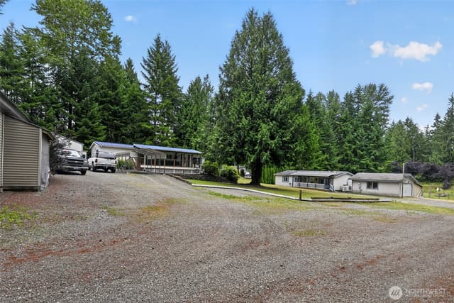 Property photo for 20614 124th Street E, Bonney Lake photo 4