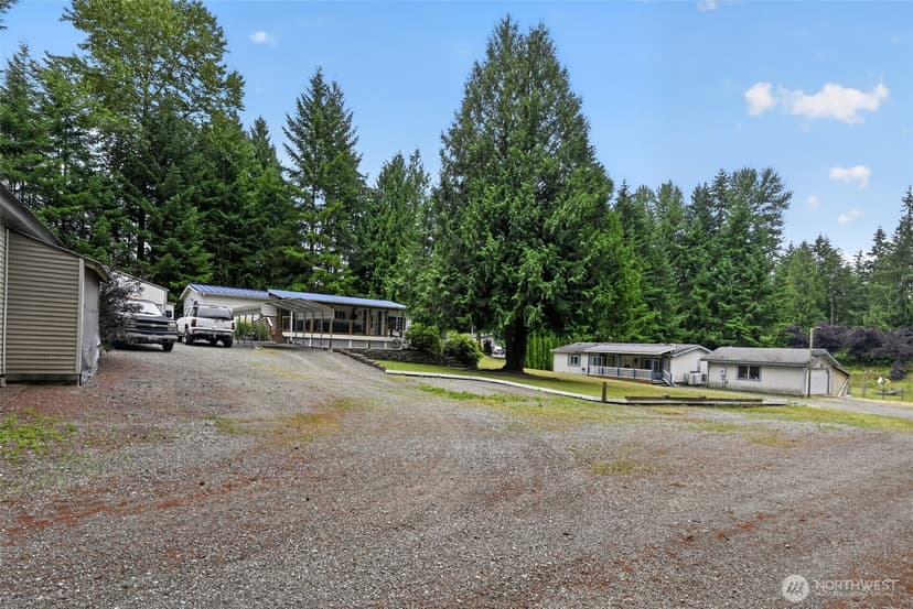 Property photo for 20614 124th Street E, Bonney Lake photo 4