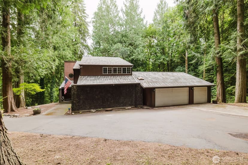 Property photo for 8565 Phillips Road SE, Port Orchard photo 2
