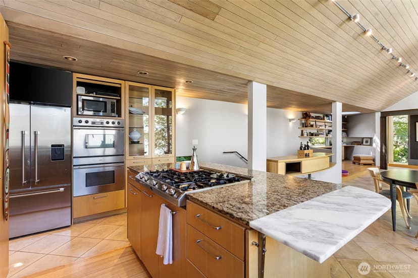 Property photo for 3701 E Alder Street, Seattle photo 12