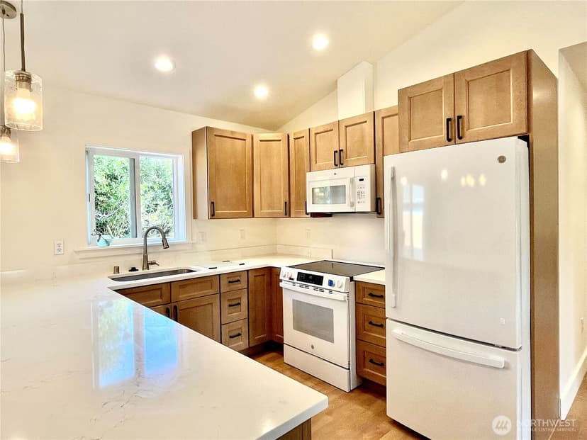 Property photo for 382 S Wynoochee Drive SW, Ocean Shores photo 6