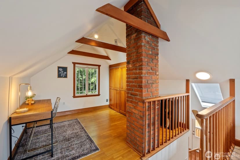 Property photo for 11556 17th Avenue NE, Seattle photo 26