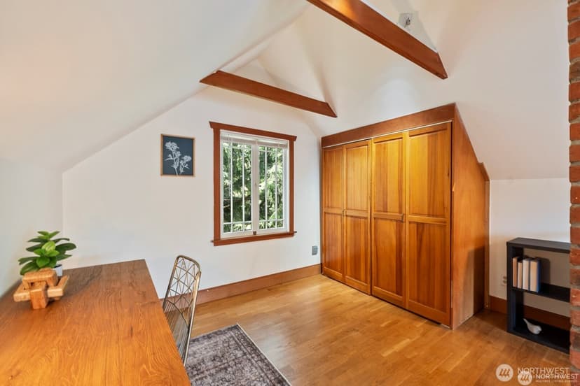 Property photo for 11556 17th Avenue NE, Seattle photo 24