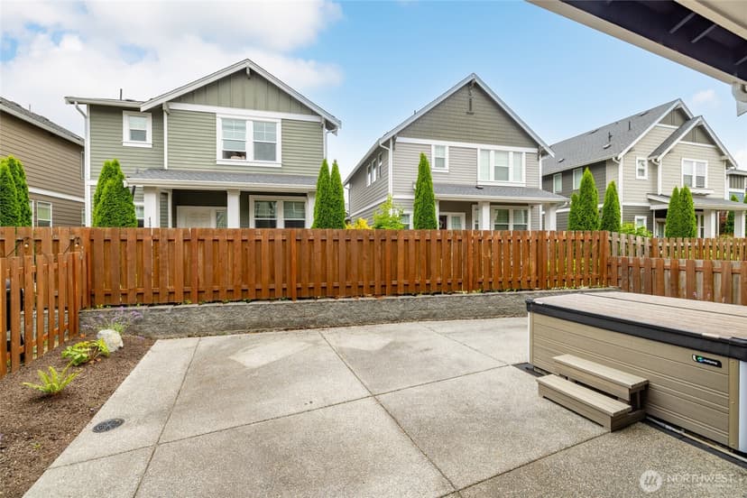 Property photo for 4502 31st Avenue SE, Everett photo 38