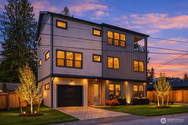Property photo for 215 NE 123rd Street, Seattle
