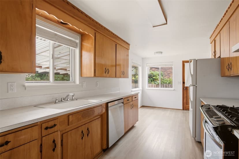 Property photo for 1633 S Geiger, Tacoma photo 10