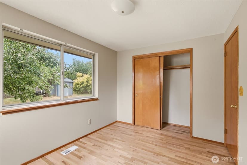 Property photo for 1633 S Geiger, Tacoma photo 7