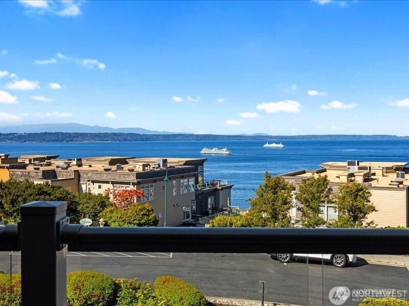 Property photo for 45 Pine Street #101, Edmonds photo 39