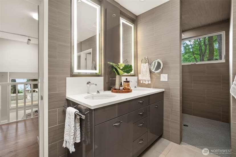 Property photo for 93 Raft Island Drive NW, Gig Harbor photo 21