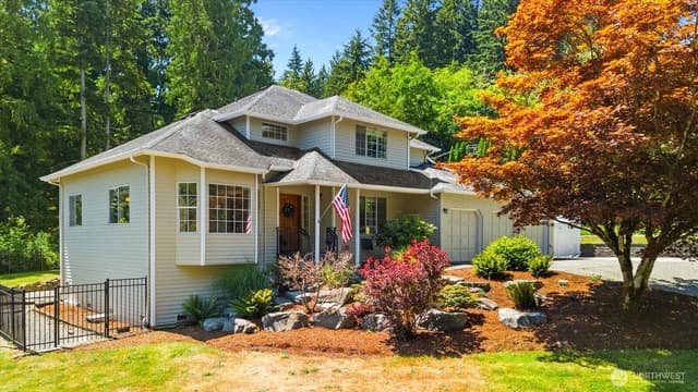 Property photo for 18223 Yew Way, Snohomish photo 3