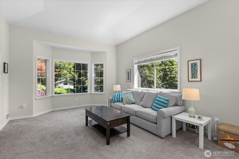 Property photo for 18223 Yew Way, Snohomish photo 8
