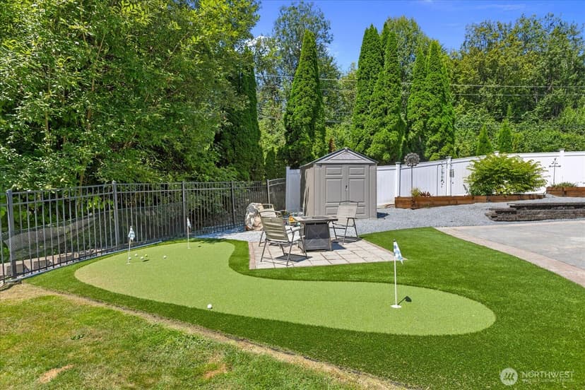 Property photo for 18223 Yew Way, Snohomish photo 35