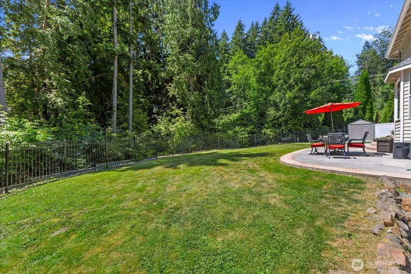 Property photo for 18223 Yew Way, Snohomish photo 33