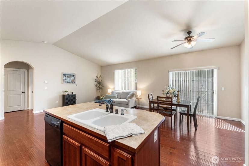 Property photo for 17820 35th Avenue E, Tacoma photo 15