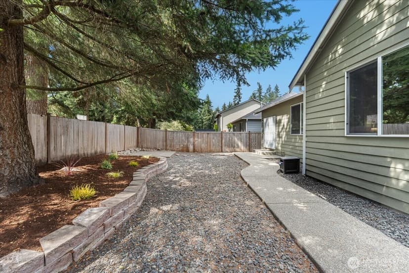 Property photo for 17820 35th Avenue E, Tacoma photo 33