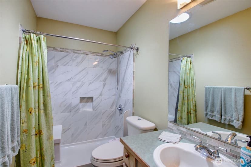 Property photo for 5208 213th Place SW, Mountlake Terrace photo 17