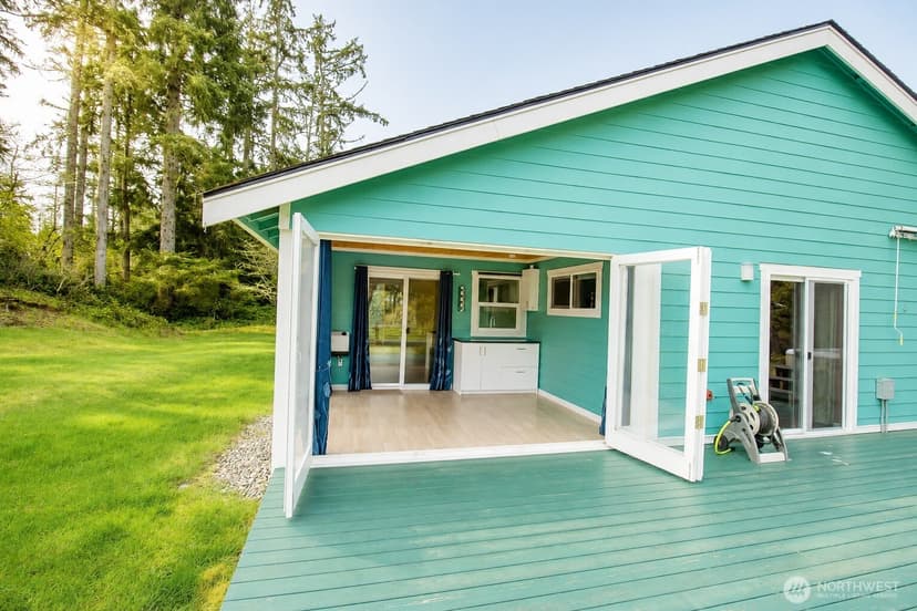 Property photo for 744 SE Evergreen Avenue, Ocean Shores photo 27