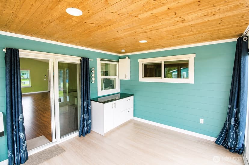 Property photo for 744 SE Evergreen Avenue, Ocean Shores photo 16