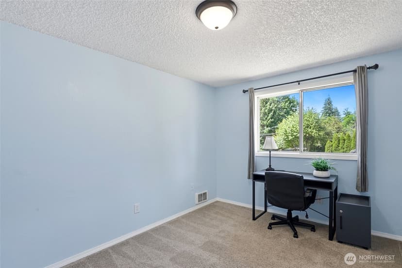 Property photo for 4325 152nd Street SW, Lynnwood photo 16