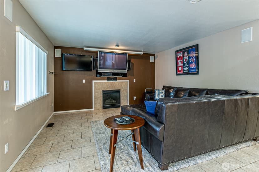 Property photo for 11218 215th Avenue E, Bonney Lake photo 15